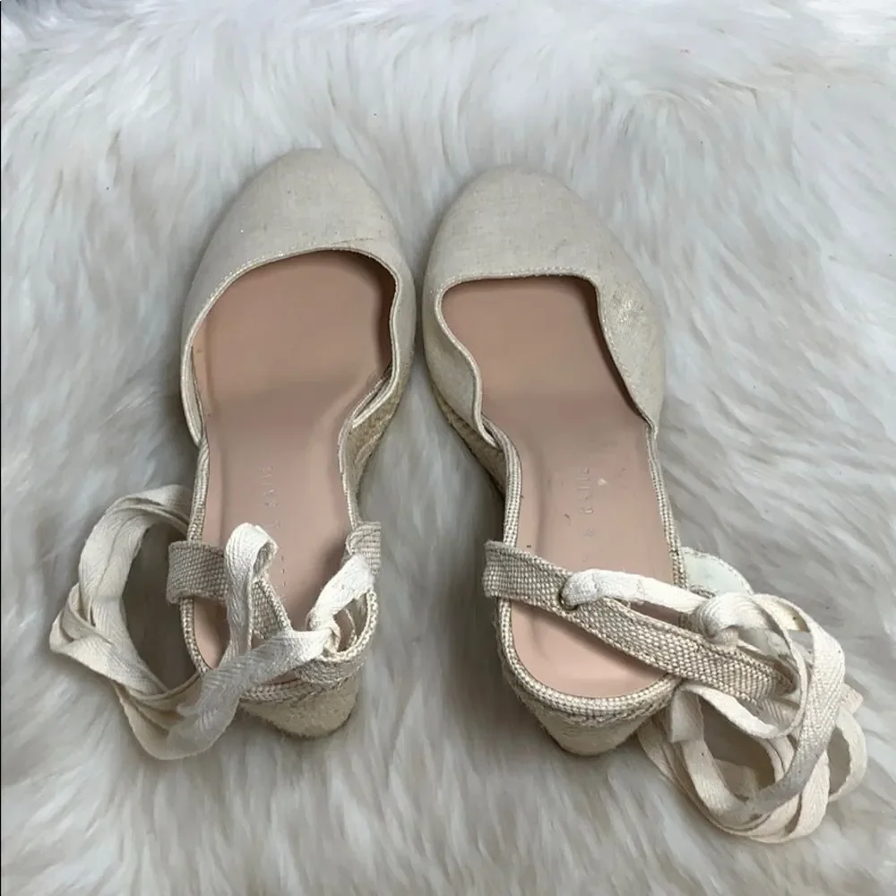 Kelly &‎ Katie Hanah Metallic Wedge Sandals Sz 9.5